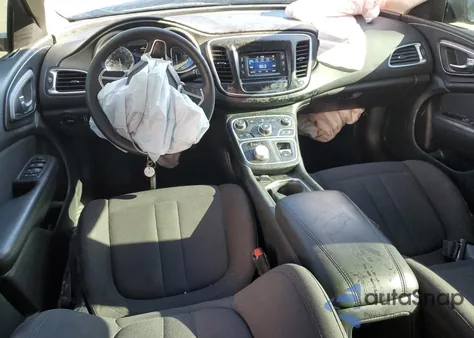 2015 Chrysler 200 Limited z USA, uszkodzony, nr VIN 1C3CCCAB4FN691104